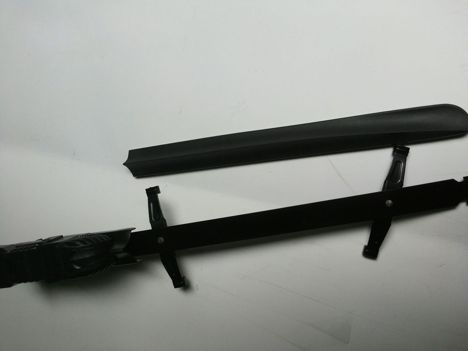 Multifunctional wiper blade B506